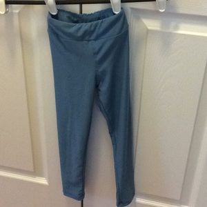 New Lularoe kids leggings S/M solid light blue